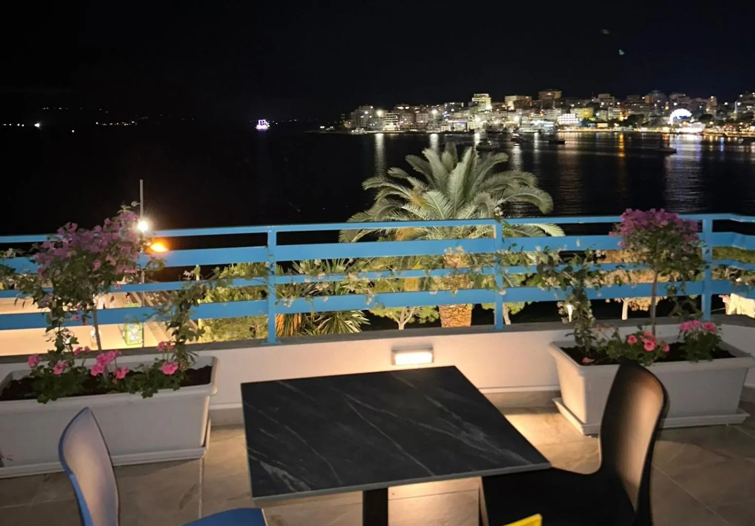 Oni Apartments Sarandë Albania