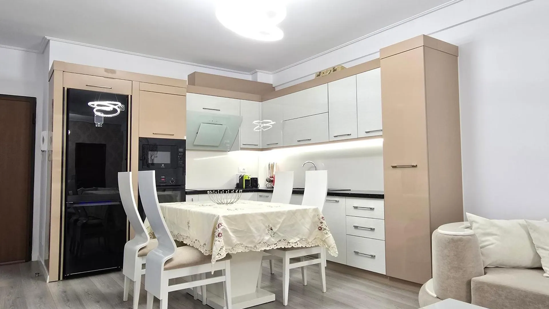 Oni Apartments Sarande