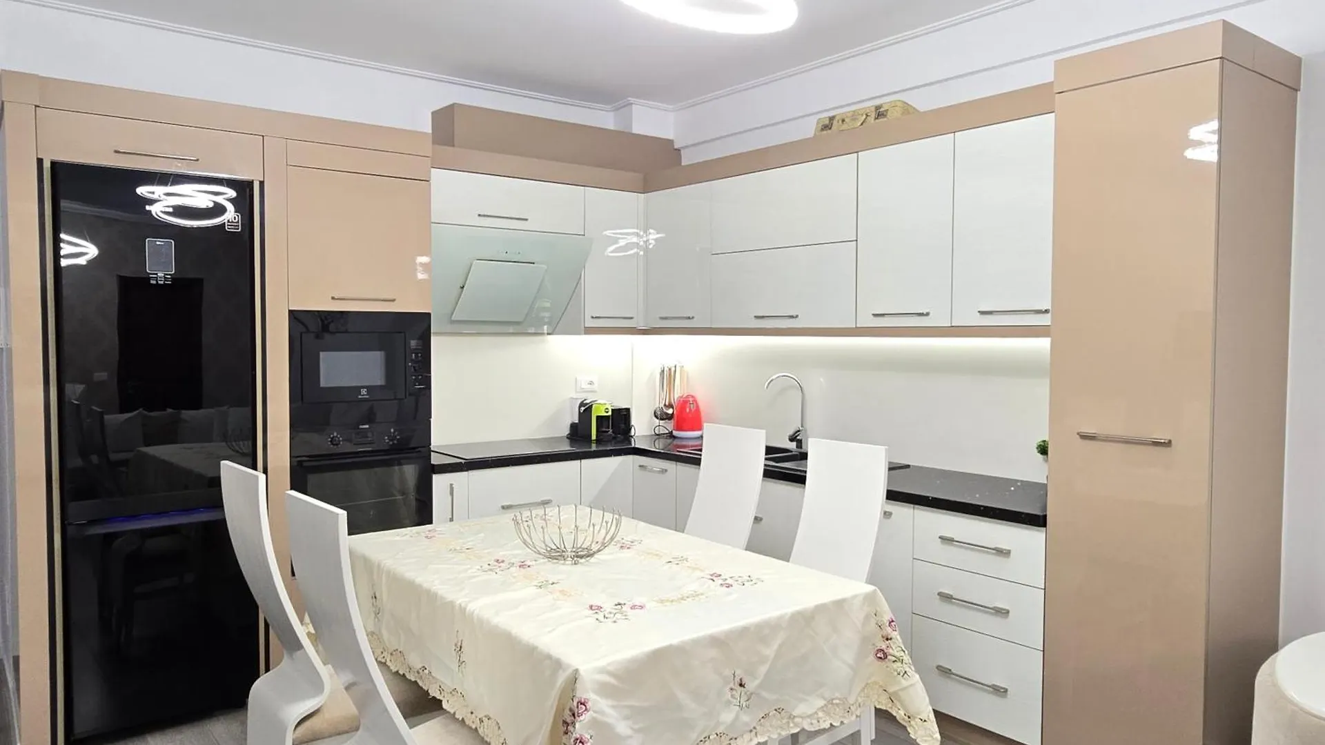 Oni Apartments Sarandë