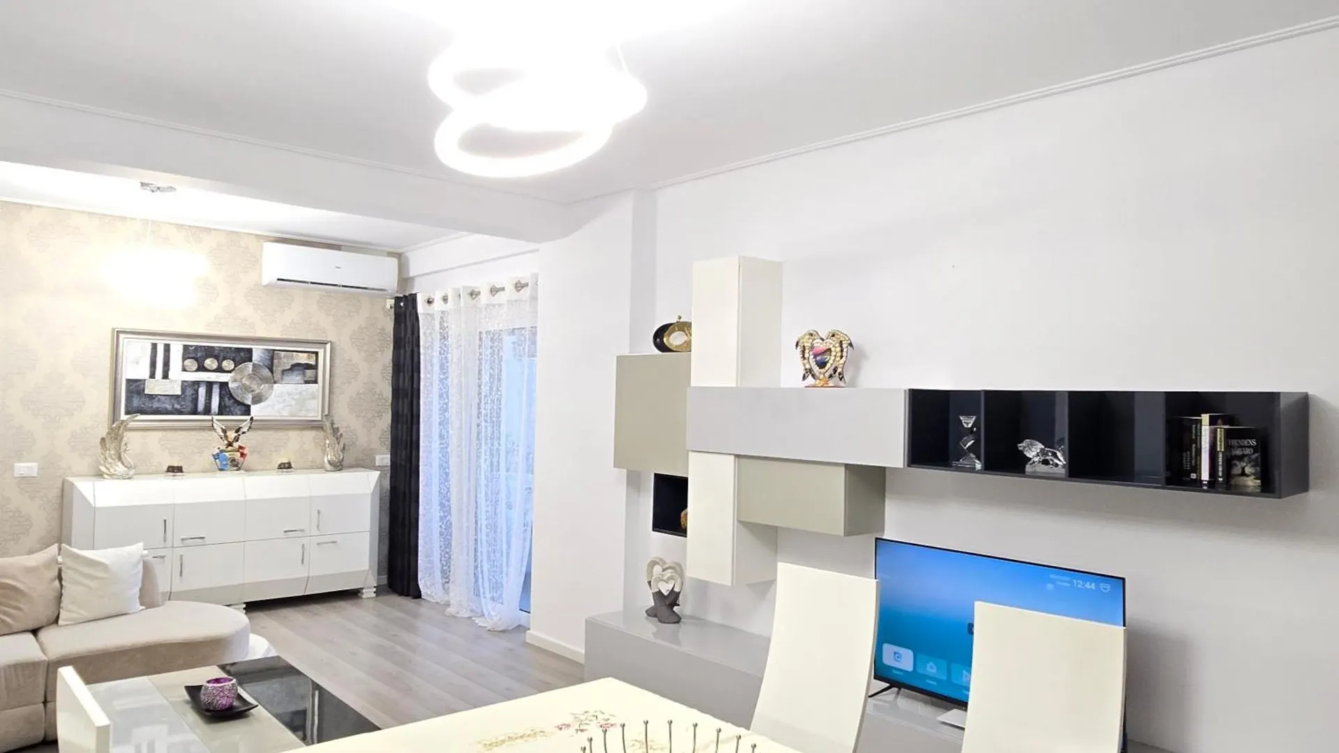 Oni Apartments Sarande