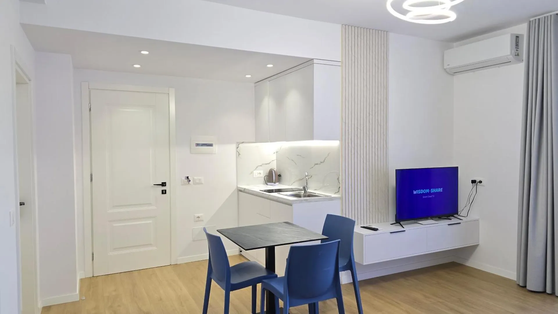 Oni Apartments ساراندا