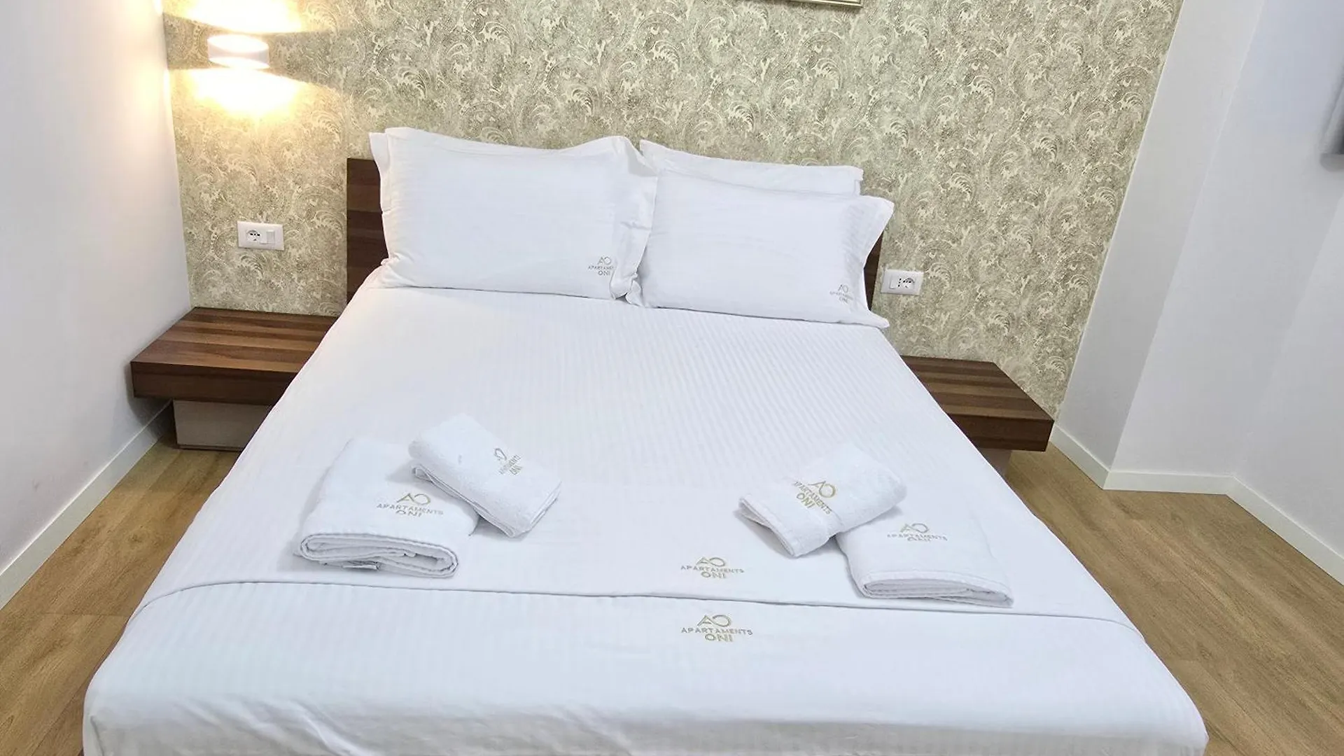 Oni Apartments Sarande