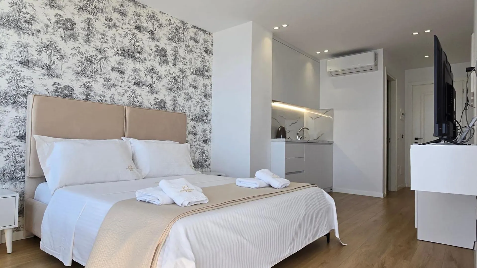 Oni Apartments Sarandë