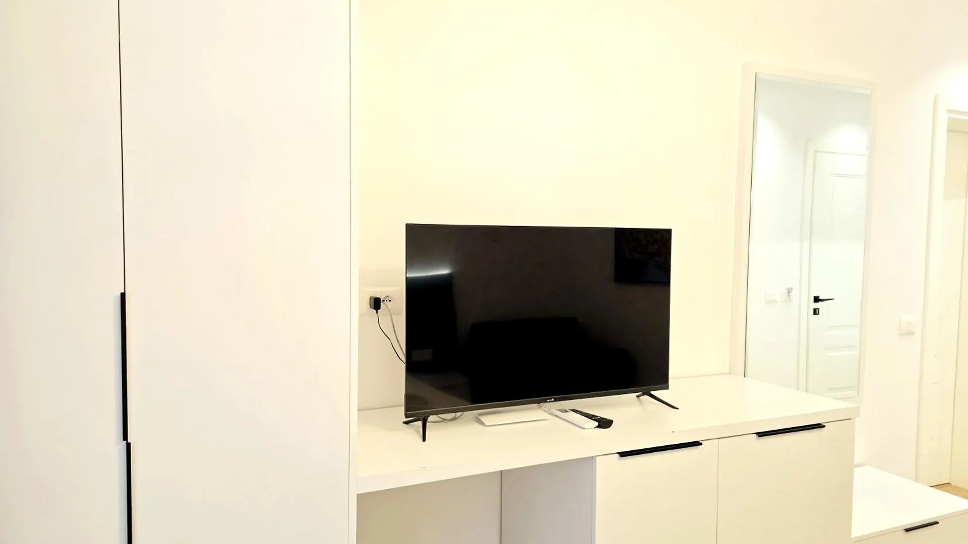 Oni Apartments Sarande