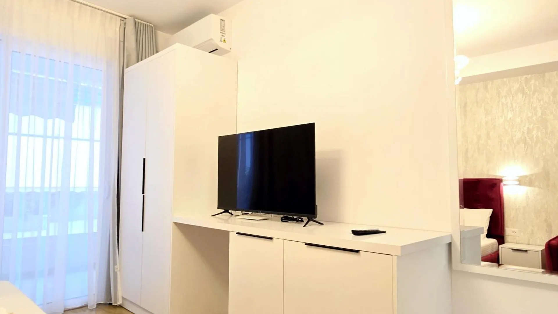 Oni Apartments ساراندا