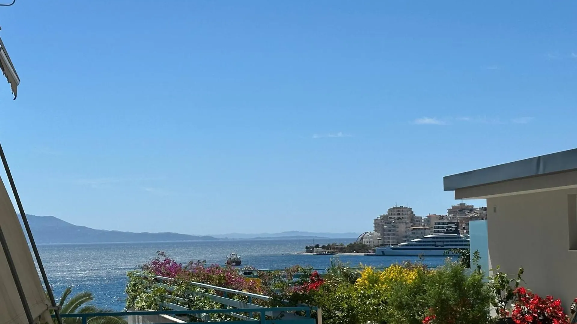Oni Apartments Sarande