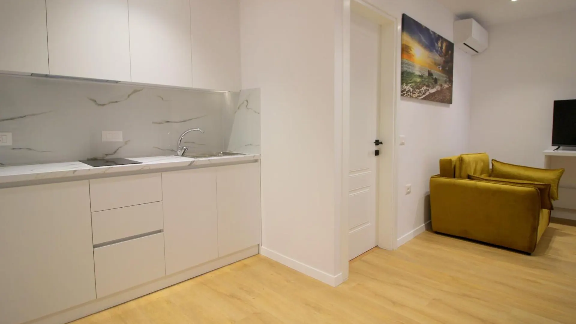 Oni Apartments ساراندا ألبانيا
